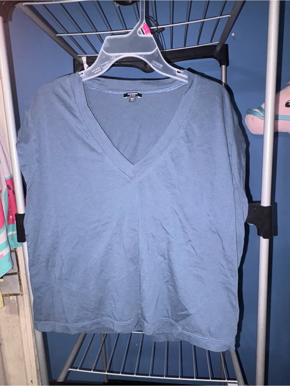 Express Slimming V-Neck Tee in Dusty Blue